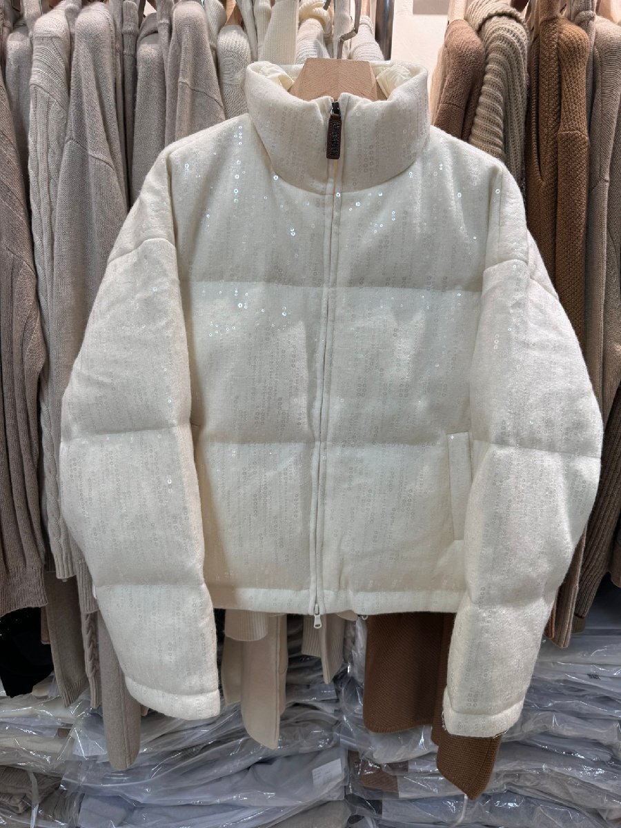 ホワイトM★送料無料★ブルネロクチネリ★レディーススパンコール カシミヤ ニット ダウンジャケット, 軽量 ショート丈, ジッパー付き拍卖