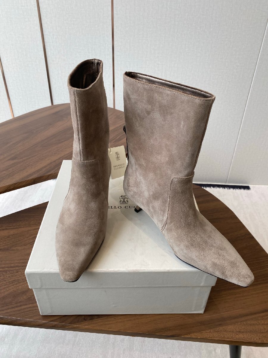 グレー24.0cm★送料無料★ブルネロクチネリレディース スエード ショートブーツ, キトンヒール, ポインテッドトゥ, 本革ソール拍卖