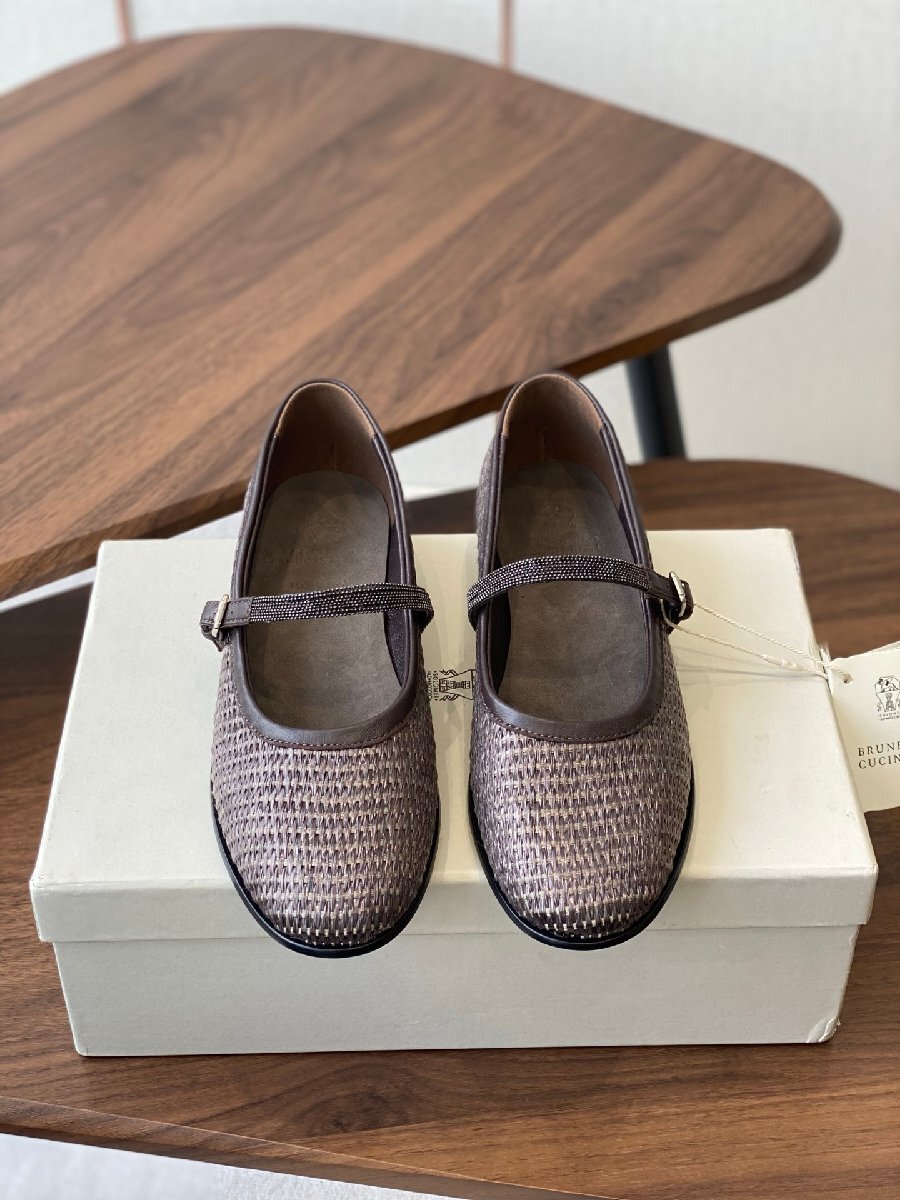 ダークブラウンブラウン22.5cm★送料無料【新品】★ブルネロクチネリ★レディース ラフィア メリージェーン フラット シューズ, ビーズ装飾拍卖