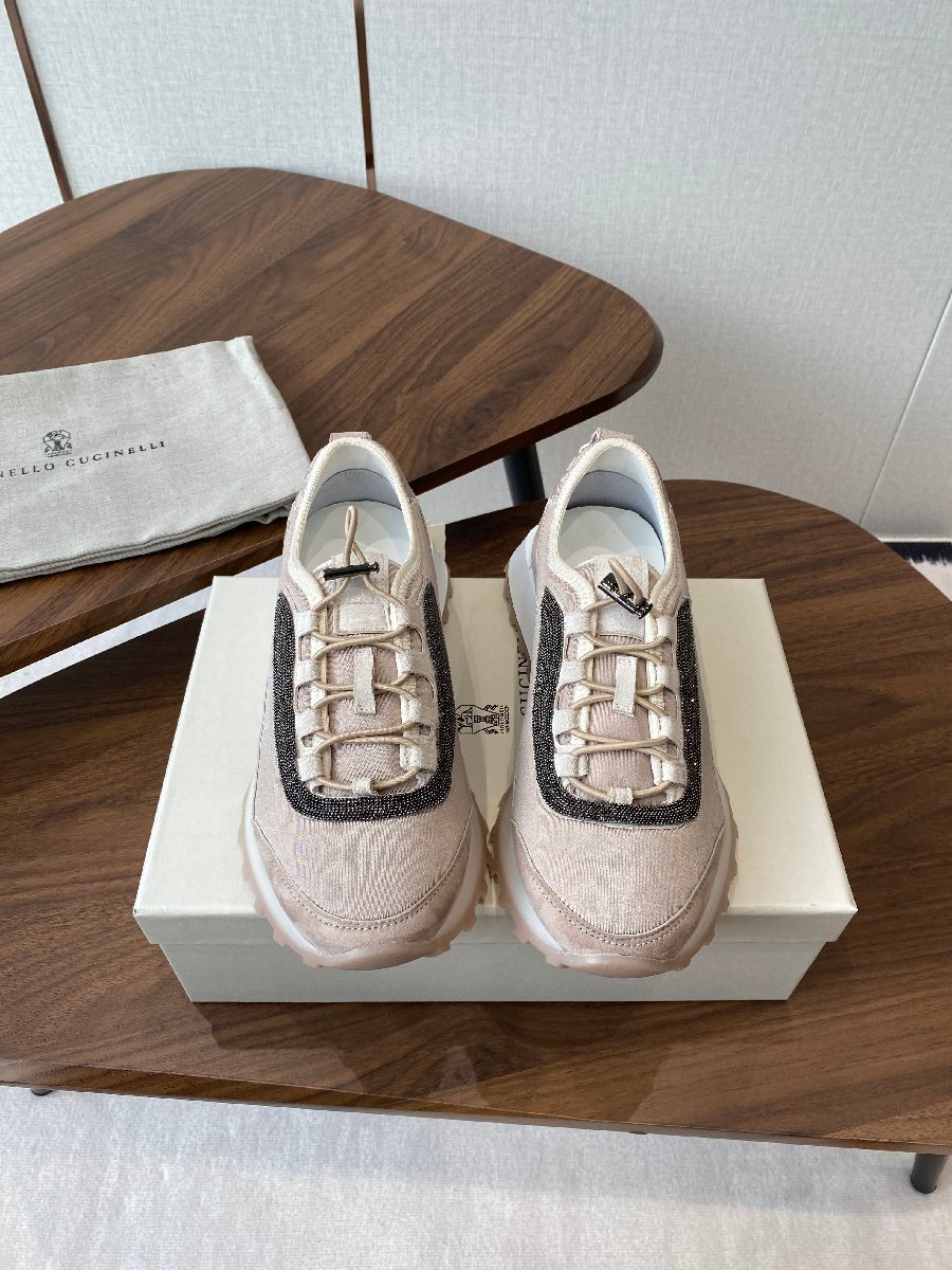 サイズ22.5cm ★【新品】★ブルネロクチネリ★ レディース スニーカー、スエードレザー、TPUソール、レースアップ、カジュアルシューズ拍卖