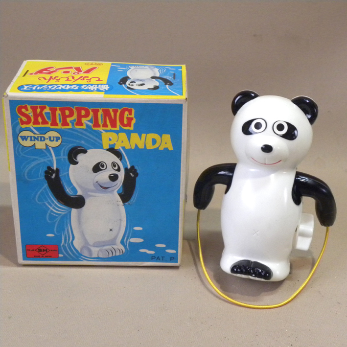 【未使用 新品】1970年代 当時物 堀川/ホリカワ ぴょんぴょんパンダ ( 昔の ビンテージ 昭和レトロ ぜんまい ゼンマイ 縄跳び 縄飛び 動物拍卖