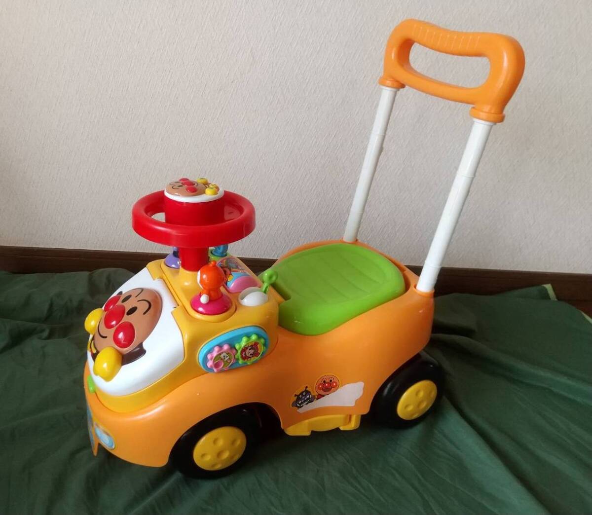 1 ANPANMAN アンパンマン よくばりビジーカー 手押し車拍卖