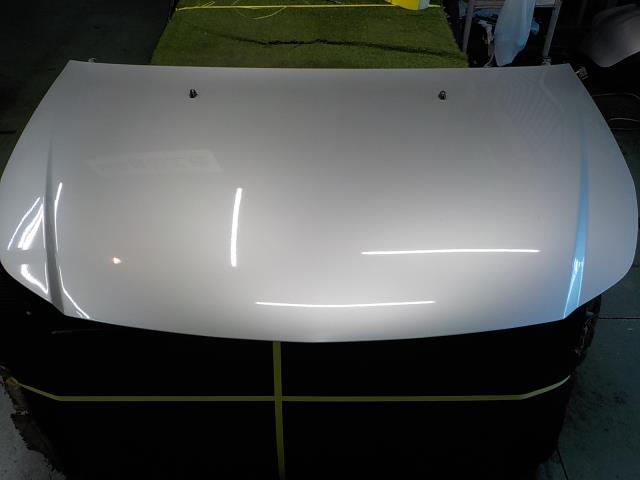 SX4 YB11S ボンネットフード Z2S/銀【個人宅宛発送不可】拍卖