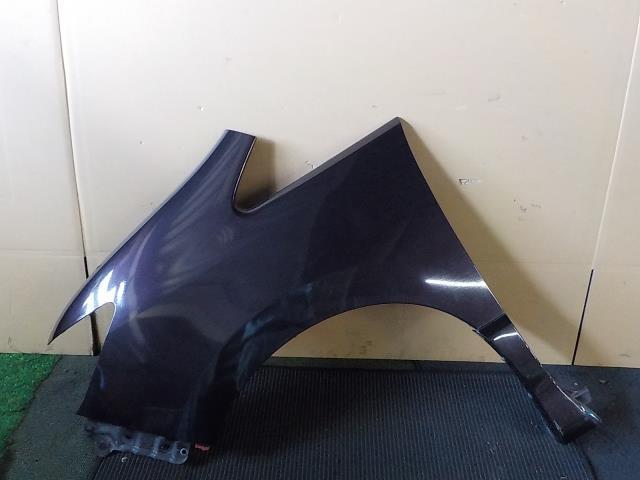 セレナ ハイウェイスター FC26 左フロントフェンダー LAE/紫【個人宅宛発送不可】拍卖
