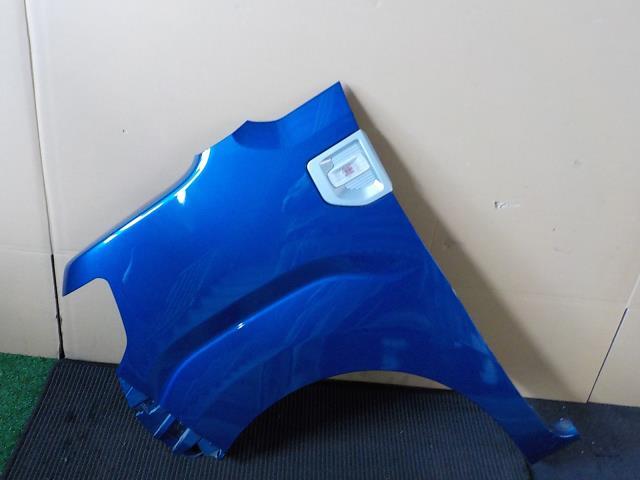 ウェイク LA700S 左フロントフェンダー B58/青【個人宅宛発送不可】拍卖