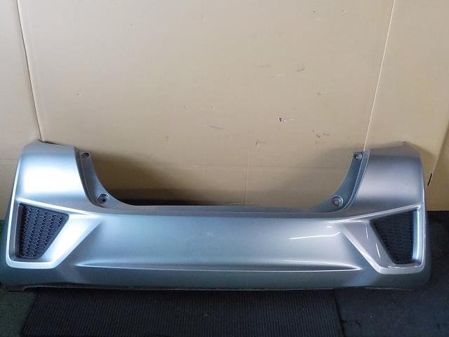 フィット GK3 リアバンパー NH823M/銀【個人宅宛発送不可】拍卖