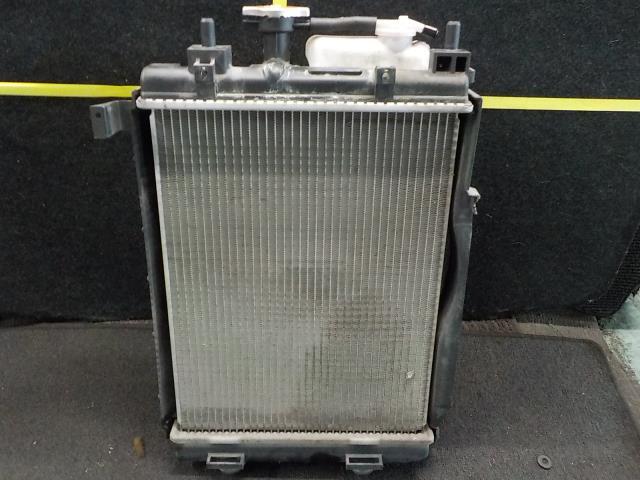 ムーヴ LA100S ラジエータ ファン付き【個人宅宛発送不可】拍卖