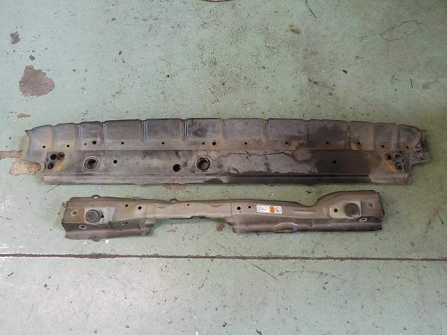 eKワゴン B11W ラジエータコアサポート 上下セット【個人宅宛発送不可】拍卖