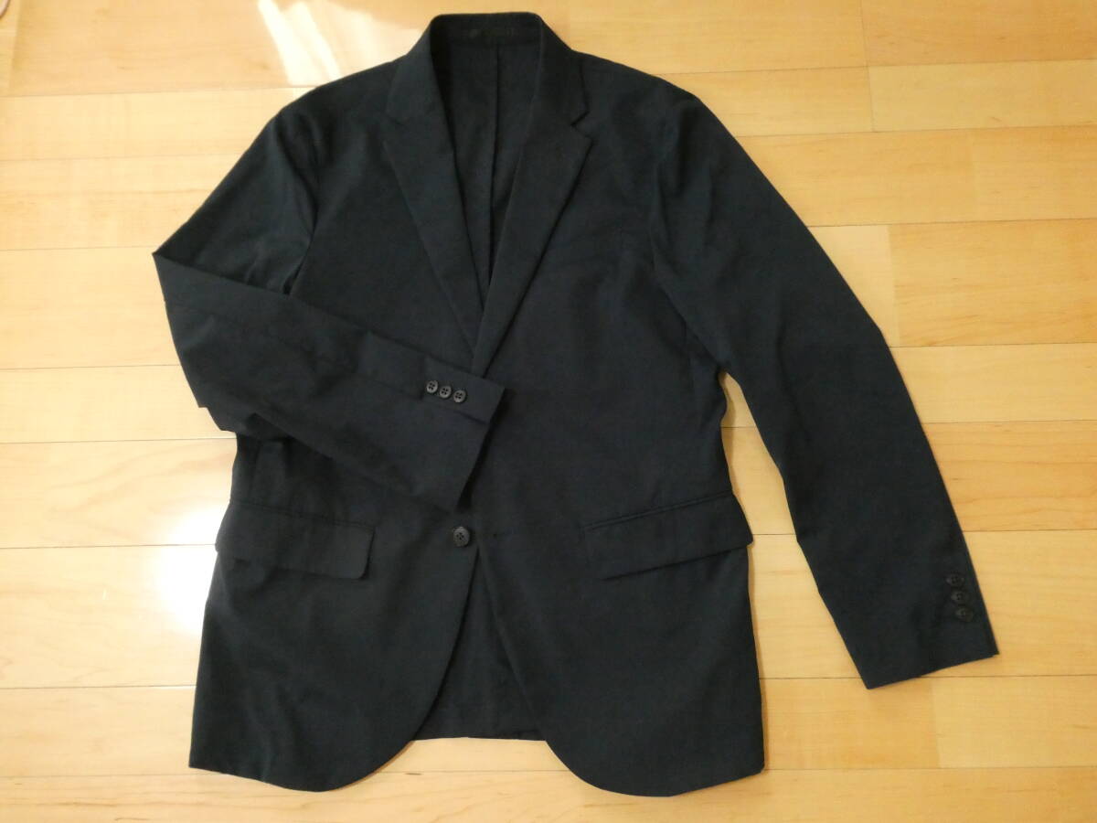 524.UNIQLO ユニクロ メンズ 感動ジャケット 311-405194 ネイビー サイズM 数回着用の美品 送料無料拍卖