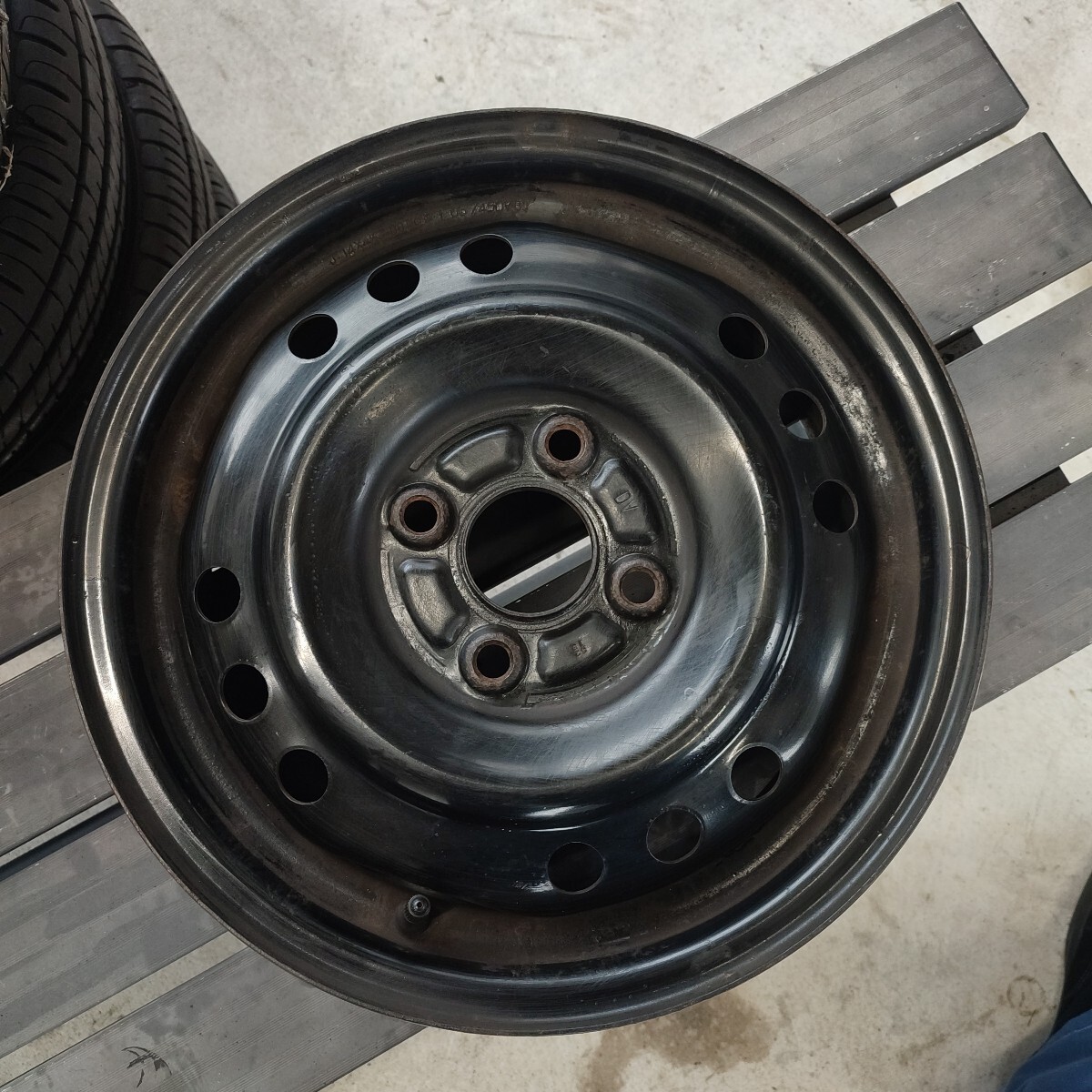 ダイハツ 純正 スチール 1本のみ ミライース タント ムーヴ スペア 等 4.5J×14 +45 PCD100 送料無料拍卖