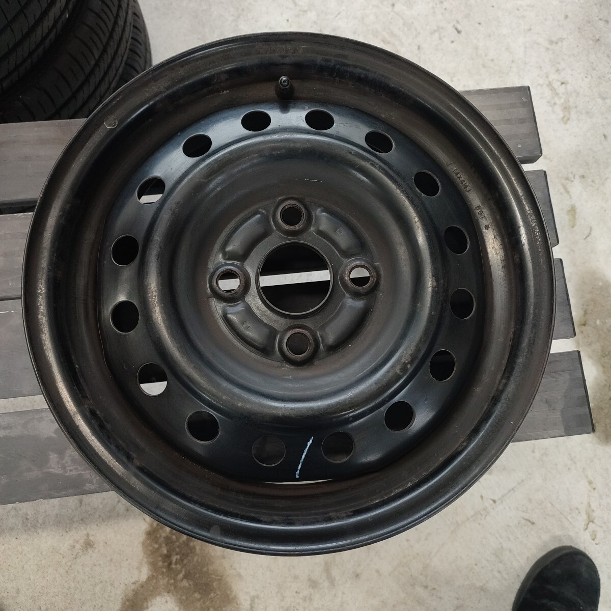 ダイハツ 純正 スチール 1本のみ ミライース タント ムーヴ スペア 等 4.5J×14 +45 PCD100 送料無料 ①拍卖