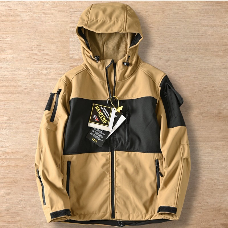 Y855-M カーキ 新品 ソフトシェルジャケット アウトドア 裏起毛 フード付き 防風 秋冬 暖かい 防寒 バイカラー アウター メンズ トップス拍卖