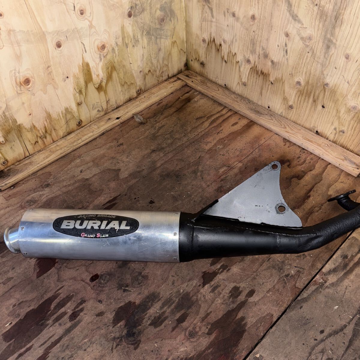 YAMAHA BW'S100 4VP 社外マフラー ベリアル  BURIAL 黒塗装あり拍卖