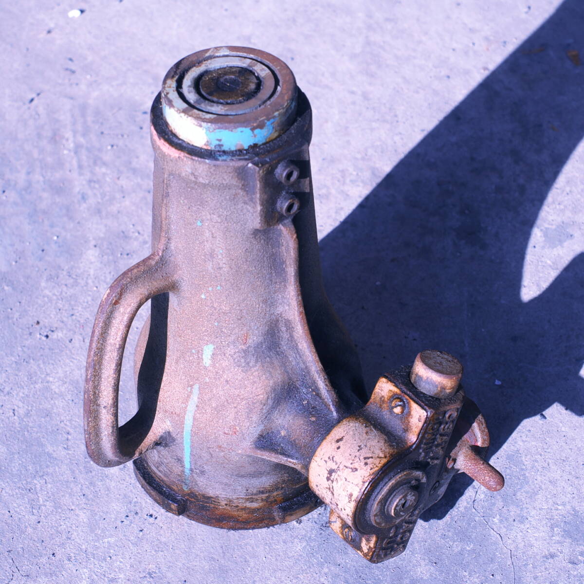 ジャーナルジャッキ 15トン JJ-1513 大阪ジャッキ 上げ幅125mm 最低高さ225mm拍卖