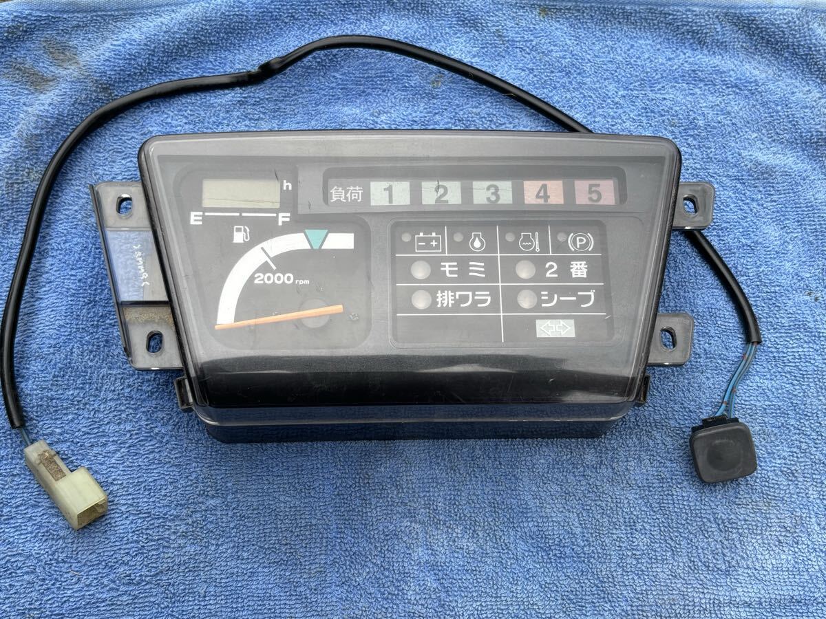 NO.50-2205(新潟)クボタコンバインAR32 メータユニット アワメーター903h 表示切換スイッチ拍卖