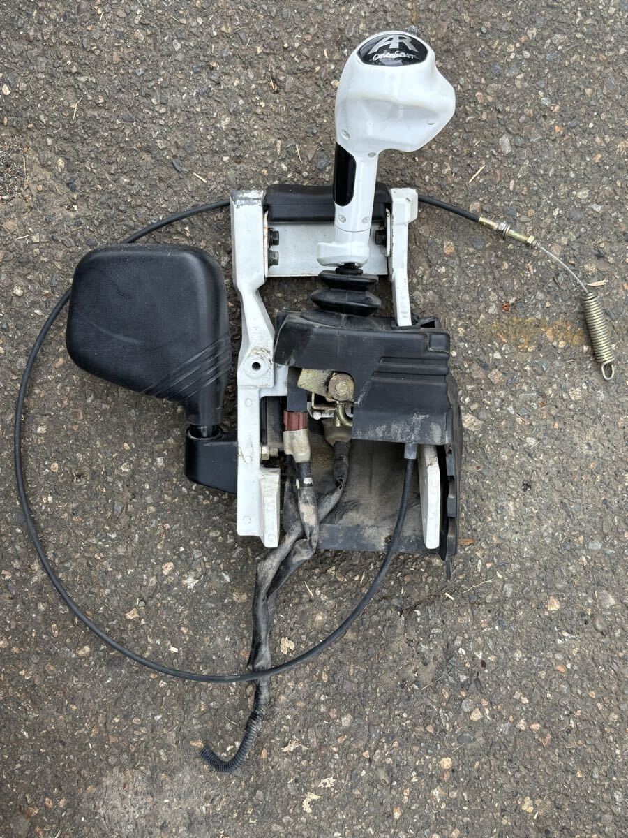 NO.50-2206(新潟)クボタコンバインAR32 ワンレバー 方向レバー拍卖