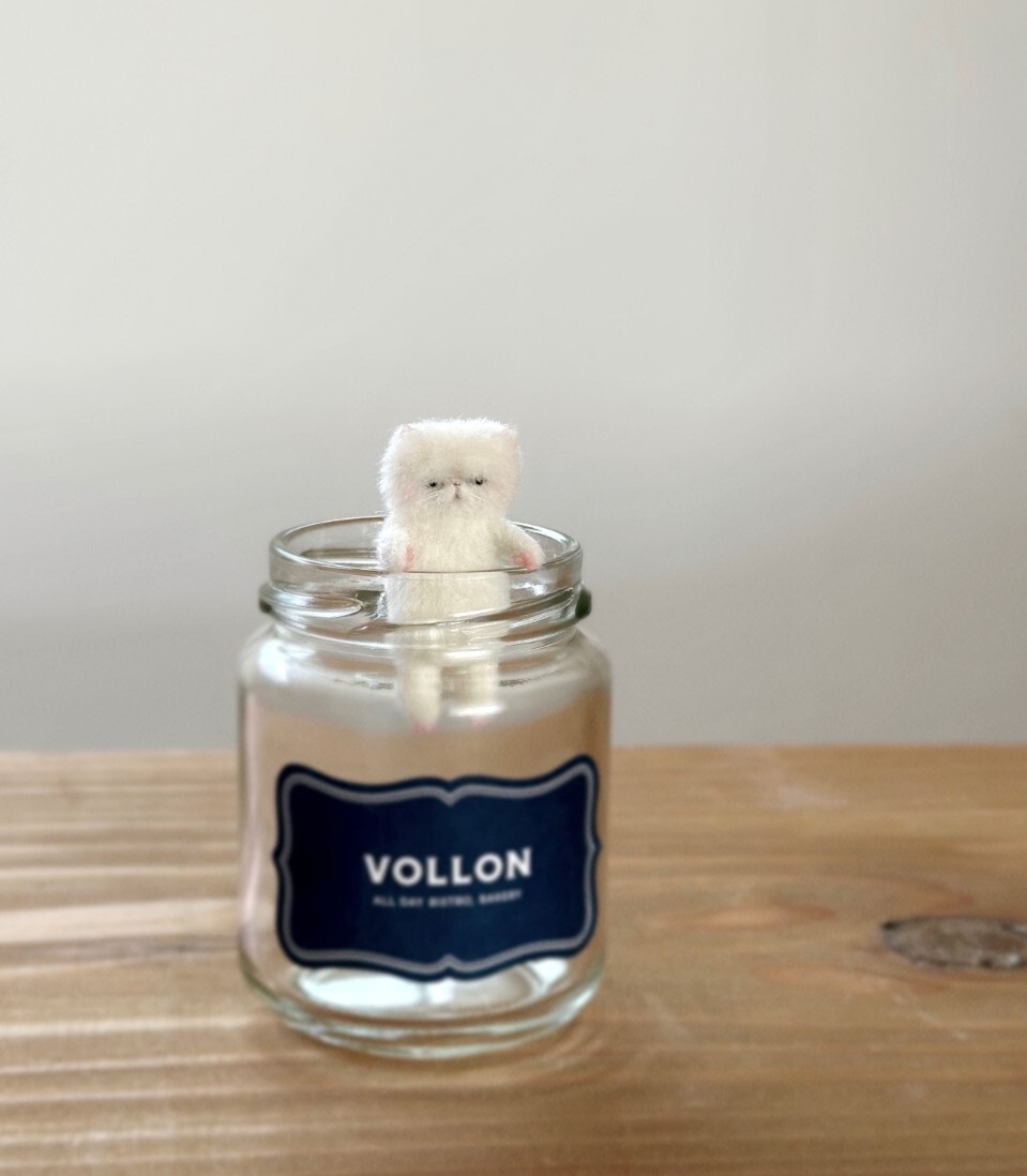 nenne. ちいさなエキゾチックショートヘアの白猫 羊毛フェルト handmade ミニチュア dollhouse ねこ cat拍卖