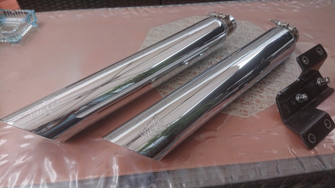 ★美品 バンスアンドハインズ ソフテール用ステー付きマフラー拍卖