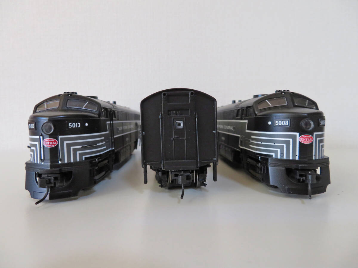 LIFE-LIKE PROTO1000SERIES ニューヨーク・セントラル鉄道 ディーゼル機関車Aユニット×2両+Bユニット 3両セット HOゲージ DL NYC拍卖