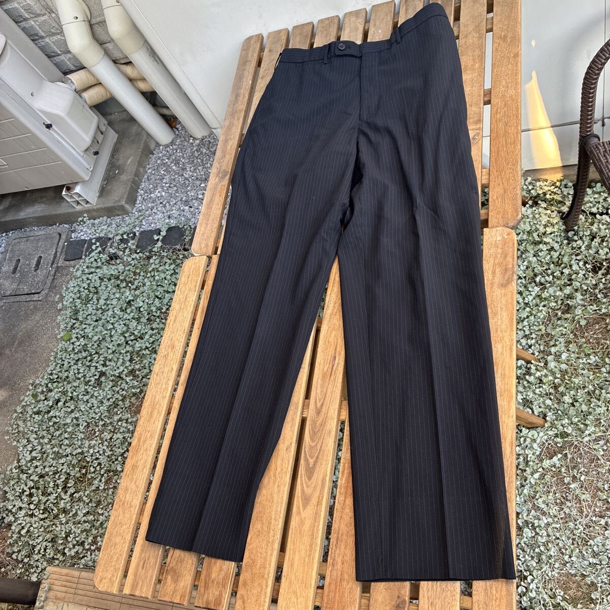 タケオキクチ スラックス サイズ4 紺系 ネイビー ストライプ TAKEO KIKUCHI パンツ  スーツ ボトムス ウール 毛100%拍卖
