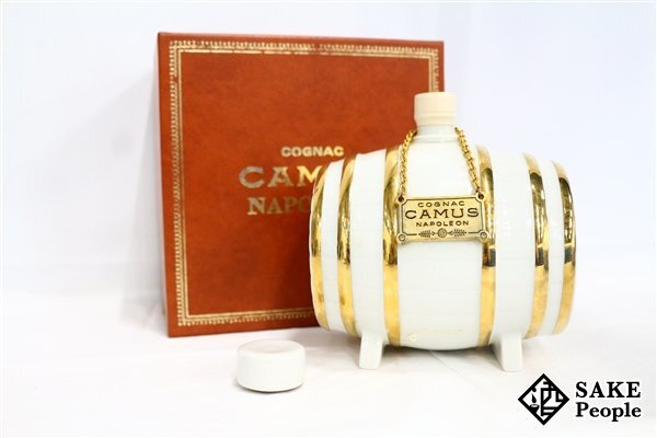 ◆注目! カミュ ナポレオン 樽型 白陶器 700ml 度数記載なし 箱・替栓付き コニャック拍卖