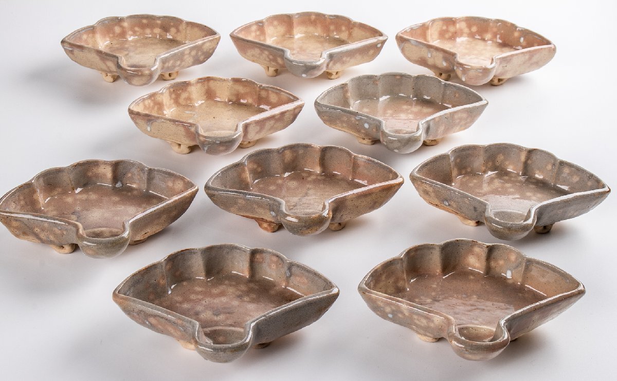 【うつわ】十代 三輪休雪 萩焼 扇面向付 10客 共箱 F043A 茶道具 古美術 骨董 古玩 日本料理 懐石 料亭拍卖