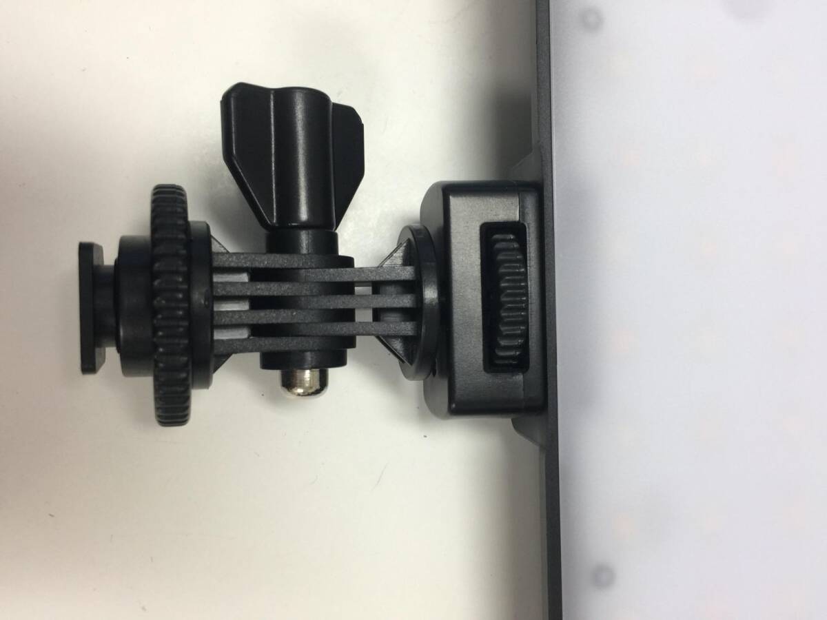 ミニ三脚&マルチマウント LEDビデオライト拍卖