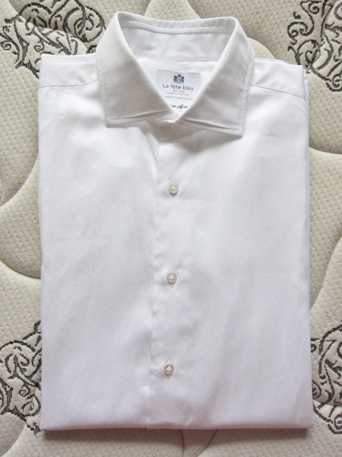 綺麗め La fete bleu 白シャツ 42/86 綿100% EST1988 MADE IN HITOYOSHI シャツ 白 120's two-ply cotton Yシャツ 美品 日本製 長袖シャツ拍卖