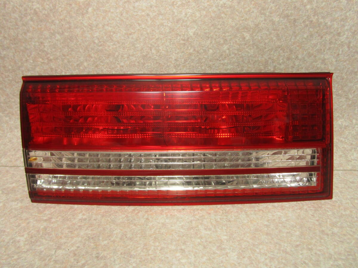 マークII クオリス MCV21W テールランプ 内側 左 ICHIKOH 33-30 フィニッシャー マーク2拍卖