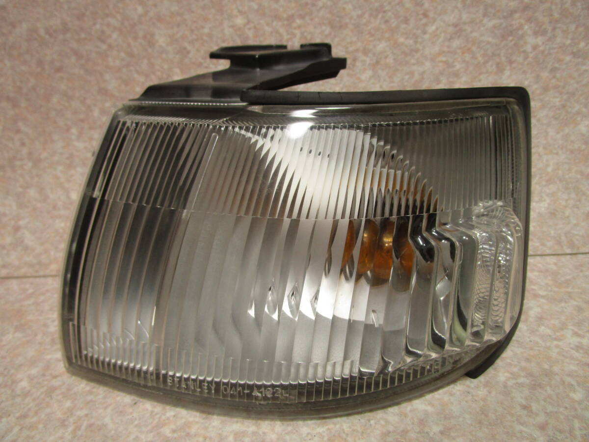 フリーダ SGEWF コーナーランプ 左 STANLEY 041-4122 ボンゴフレンディ拍卖