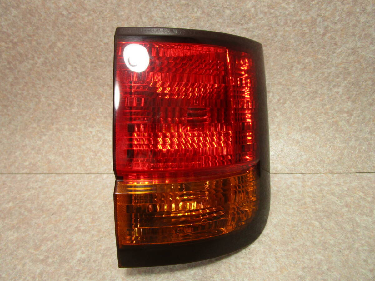 エルグランド ALE50 テールランプ 右 ICHIKOH 4791A バルブ/ソケット無し拍卖