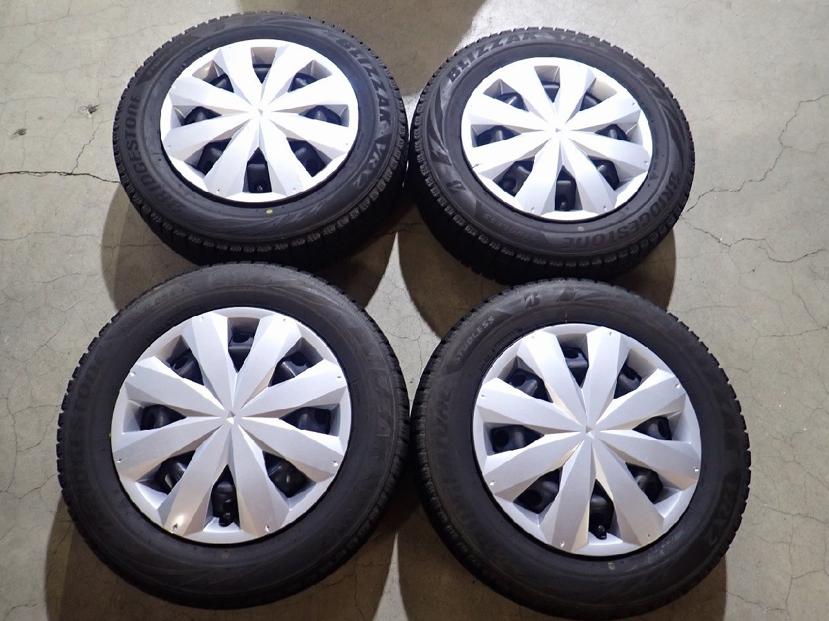 YS21054【送料無料165/70R14】トヨタ純正スチール 130系ヴィッツ純正 2023年製 VRX2 中古スタッドレスセット■14×5J 100/4H ET約40■拍卖