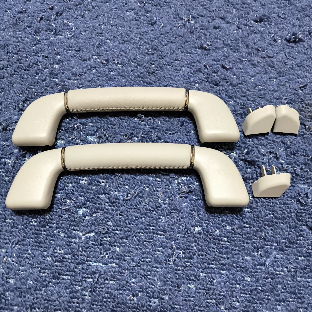 純正レクサスLS460(40系)グレーレザーアシストグリップ2本セット拍卖