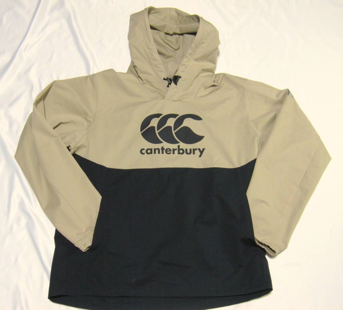 新品 カンタベリー Canterbury ラグビー アウター アールプラス デュアルフーディ RP74063 Lサイズ アイボリー×ブラック拍卖