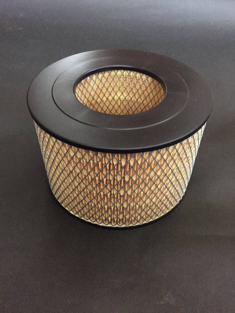 全国送料無料! ランクル80 エアクリーナー エレメント新品!純正交換タイプ!1HD & 1HDFTエンジン! ディーゼル用 未使用拍卖