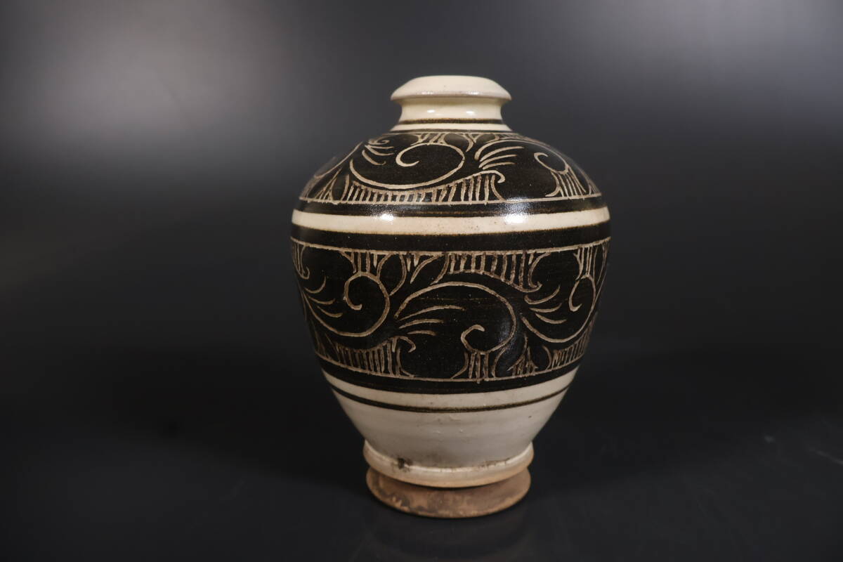 【和】(A3621) 時代古作 唐物 磁州窯花文瓶 花瓶 壺 越州窯拍卖