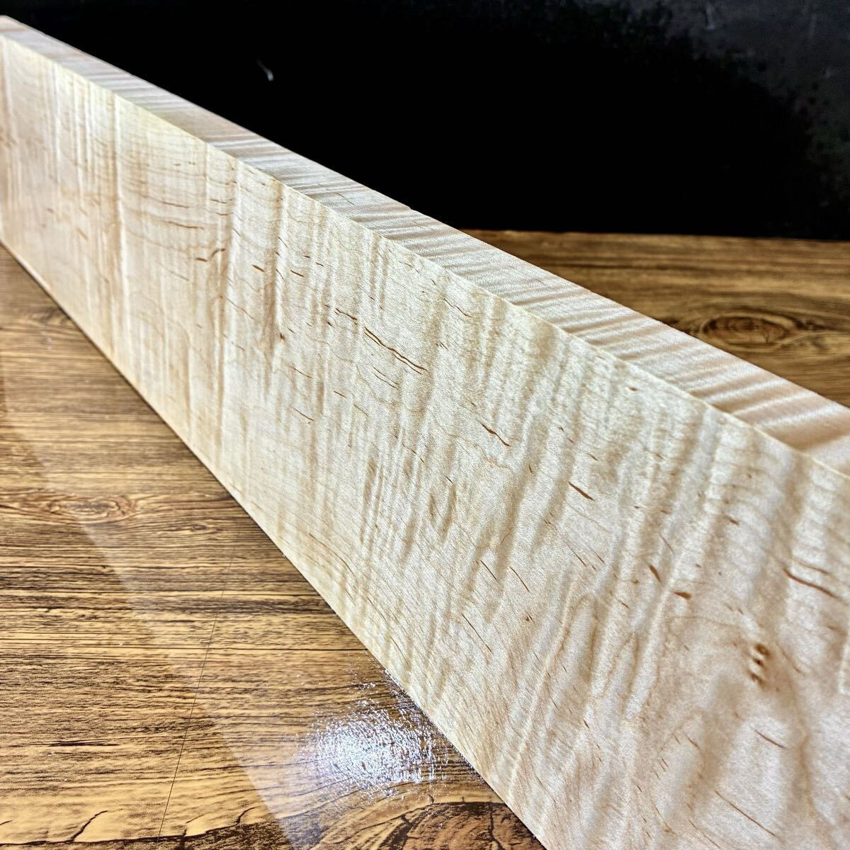 『OS011』極上美杢 激縮み杢 超特大 カーリーメイプル(縦幅厚739-139-25㎜)ギター材 ギター素材 ペンブランク ハンドメイド素材拍卖