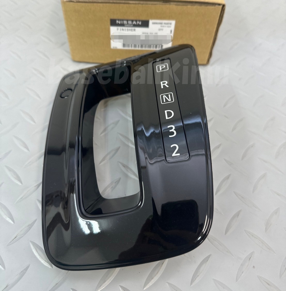 ■新品■日産純正 キャラバン NV350 ブラックギア シフトパネル ピアノブラック調 フィニッシャー カスタム拍卖