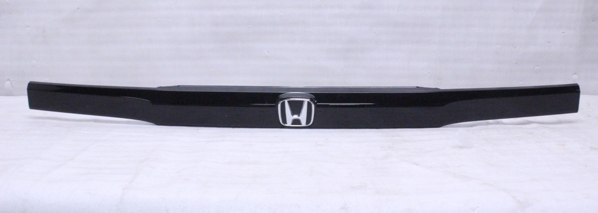 ■新品■ホンダ 純正 N-BOXカスタム JF1/2 リアガーニッシュ ツートンスタイル ブラック拍卖