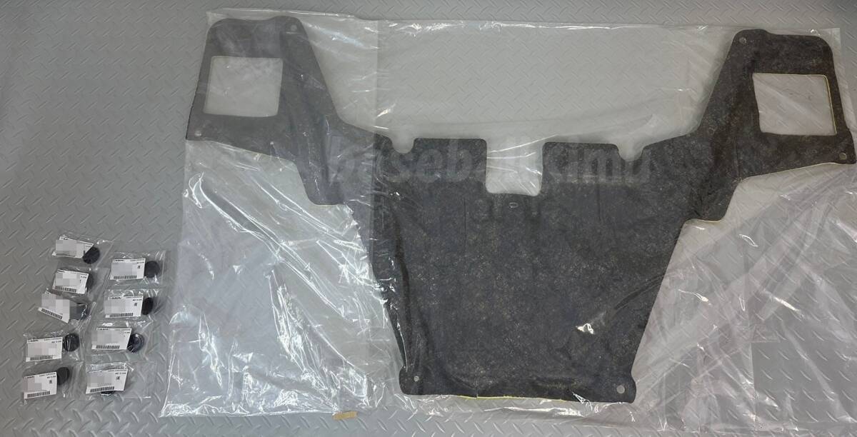 ■新品■スバル 純正 インプレッサ GC8 GF8 フロントフードインシュレーター ボンネットインシュレーター クリップ付き拍卖