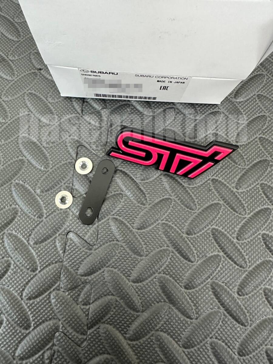 ■新品■スバル 純正品 インプレッサ WRX STi G11 GDB グリル バッジ ピンク チェリーレッド拍卖