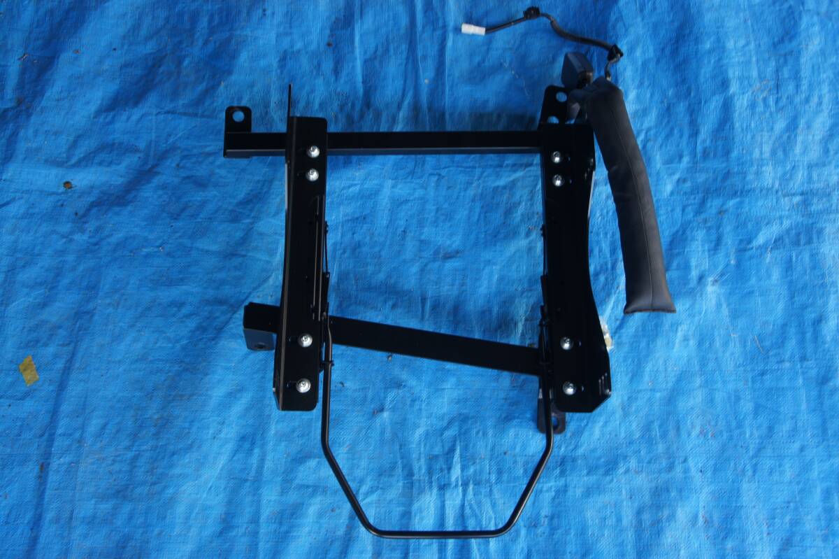 BRIDE R045LF 運転席 シートレール SE3P 前期 RX-8外し 右 @15121s拍卖