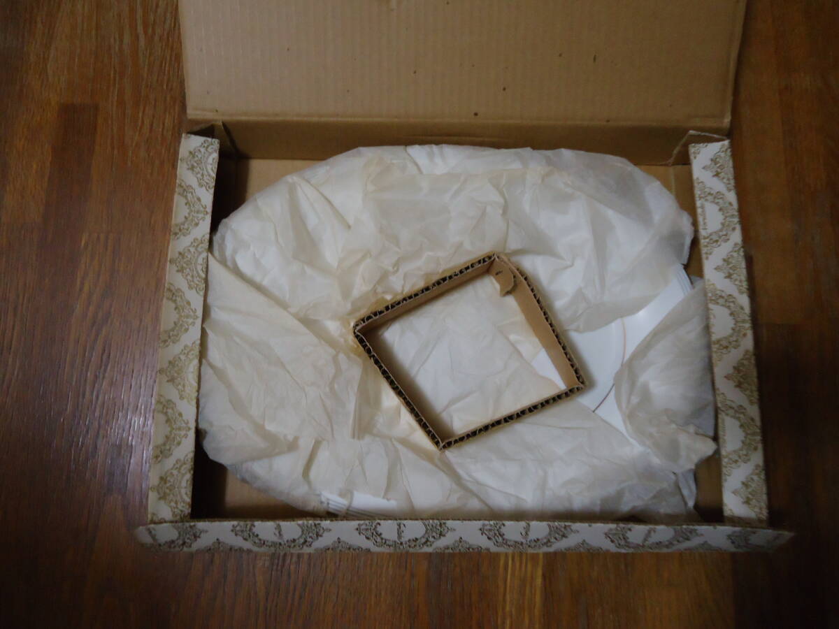 新品・未使用 ブランド品 ノリタケ食器 楕円皿・大皿(大きい側 約 34.5cm、小さい側 約 25.5cm) 1枚拍卖