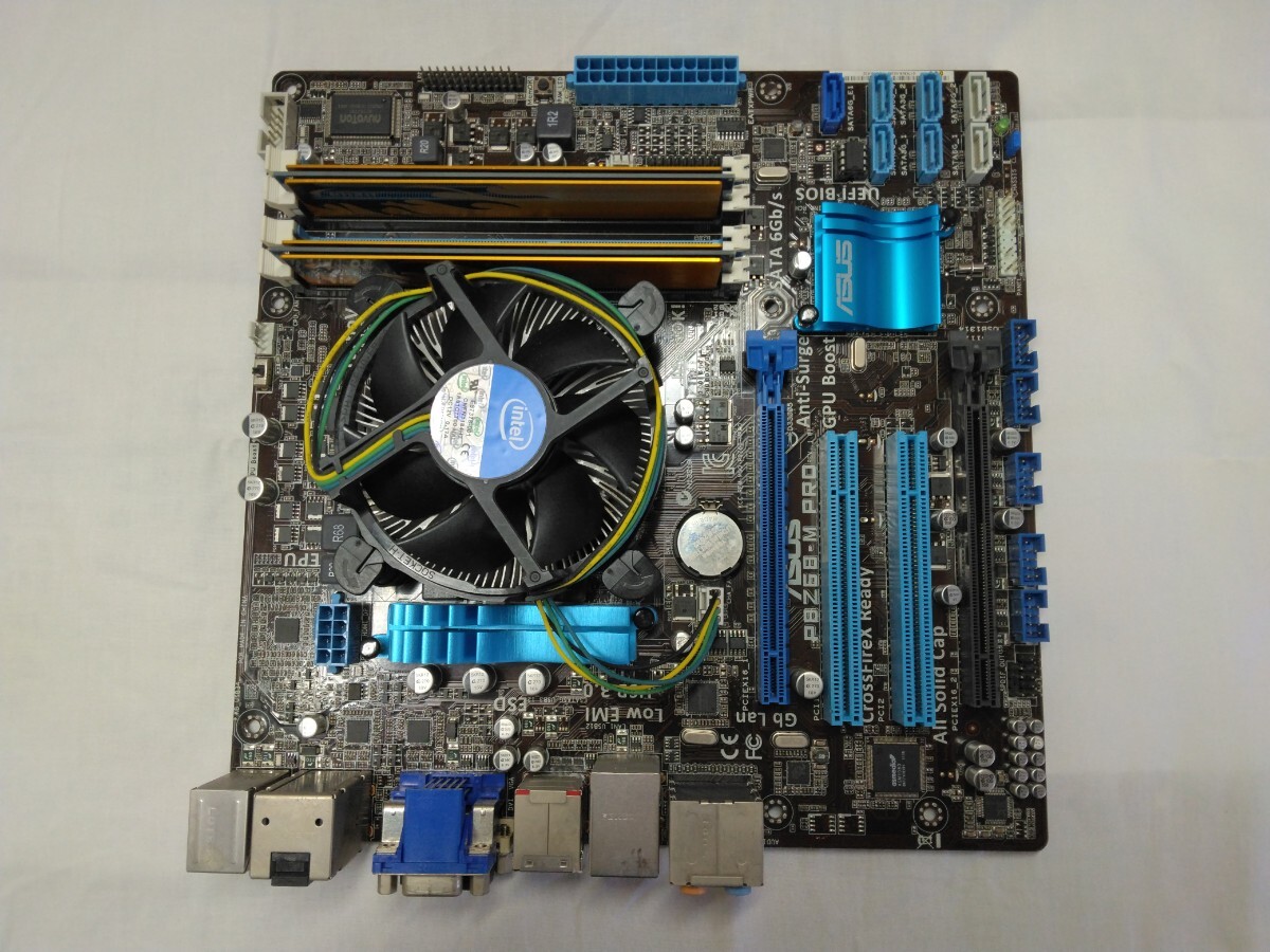 ASUS P8Z68-M PRO MicroATXマザーボード CPU メモリ IOパネル セットアップDVD付属拍卖