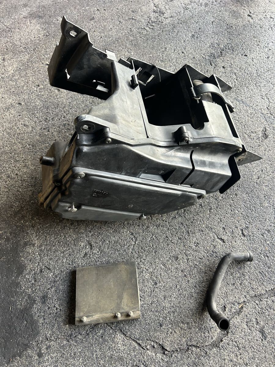 TW225.TW200.純正エアークリーナー.エアクリ.ボックス.送料着払い発送拍卖