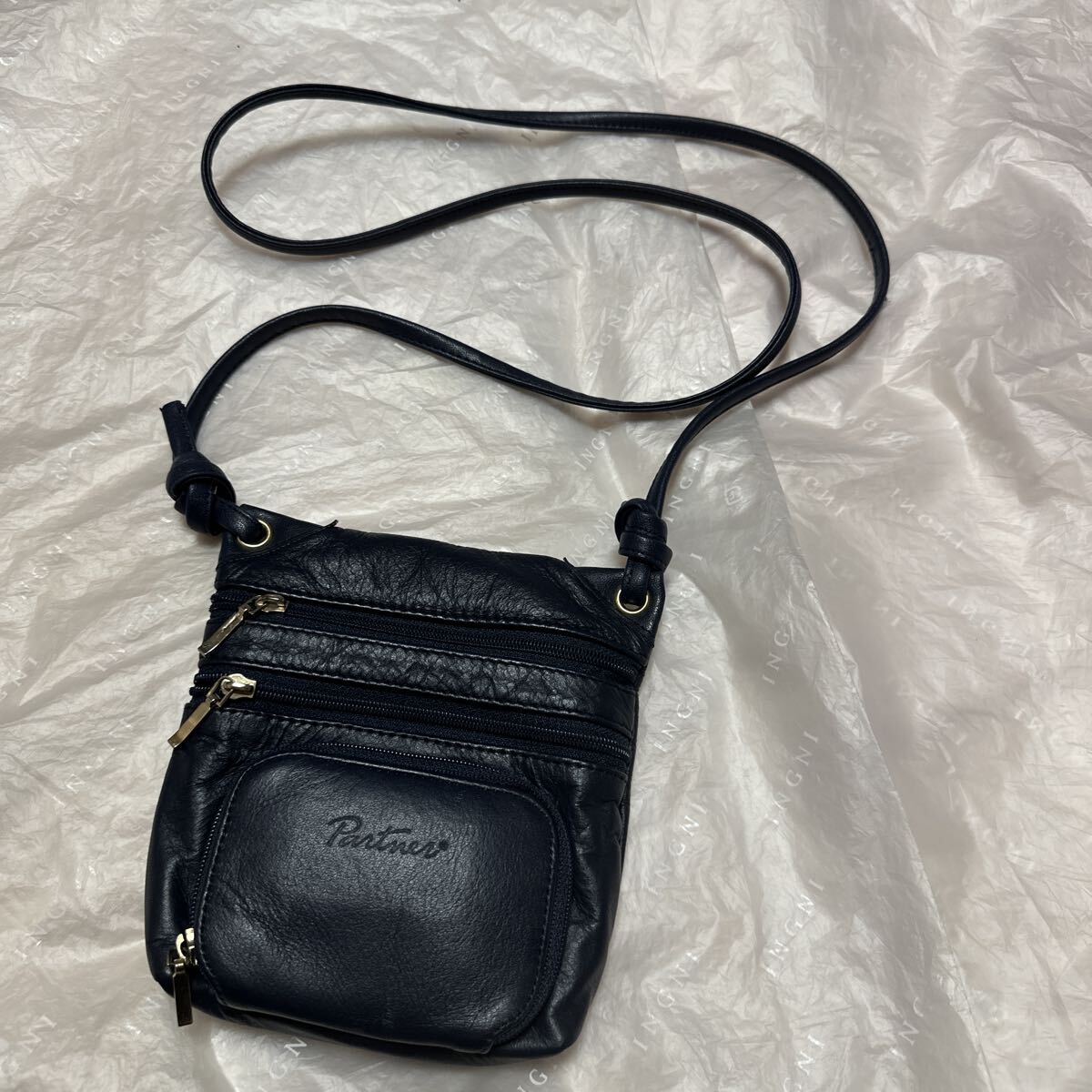 ☆partner☆ ショルダーバッグ ネイビー バッグ 斜め掛け お財布バッグ拍卖