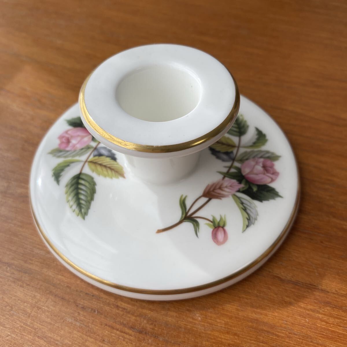 ウェッジウッド ハザウェイローズ キャンドルホルダー 1個 ピンクローズ ロウソク立て バラ拍卖