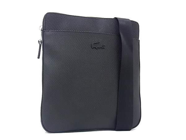■新品同様■ LACOSTE ラコステ シャンタコ レザー クロスボディ ショルダーバッグ 肩掛け 斜め掛け メンズ ブラック系 FT0369拍卖