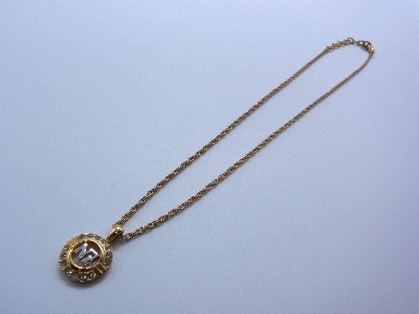 ■美品■ NINA RICCI ニナリッチ ラインストーン ロゴモチーフ ネックレス ペンダント アクセサリー レディース ゴールド系 DD8023拍卖