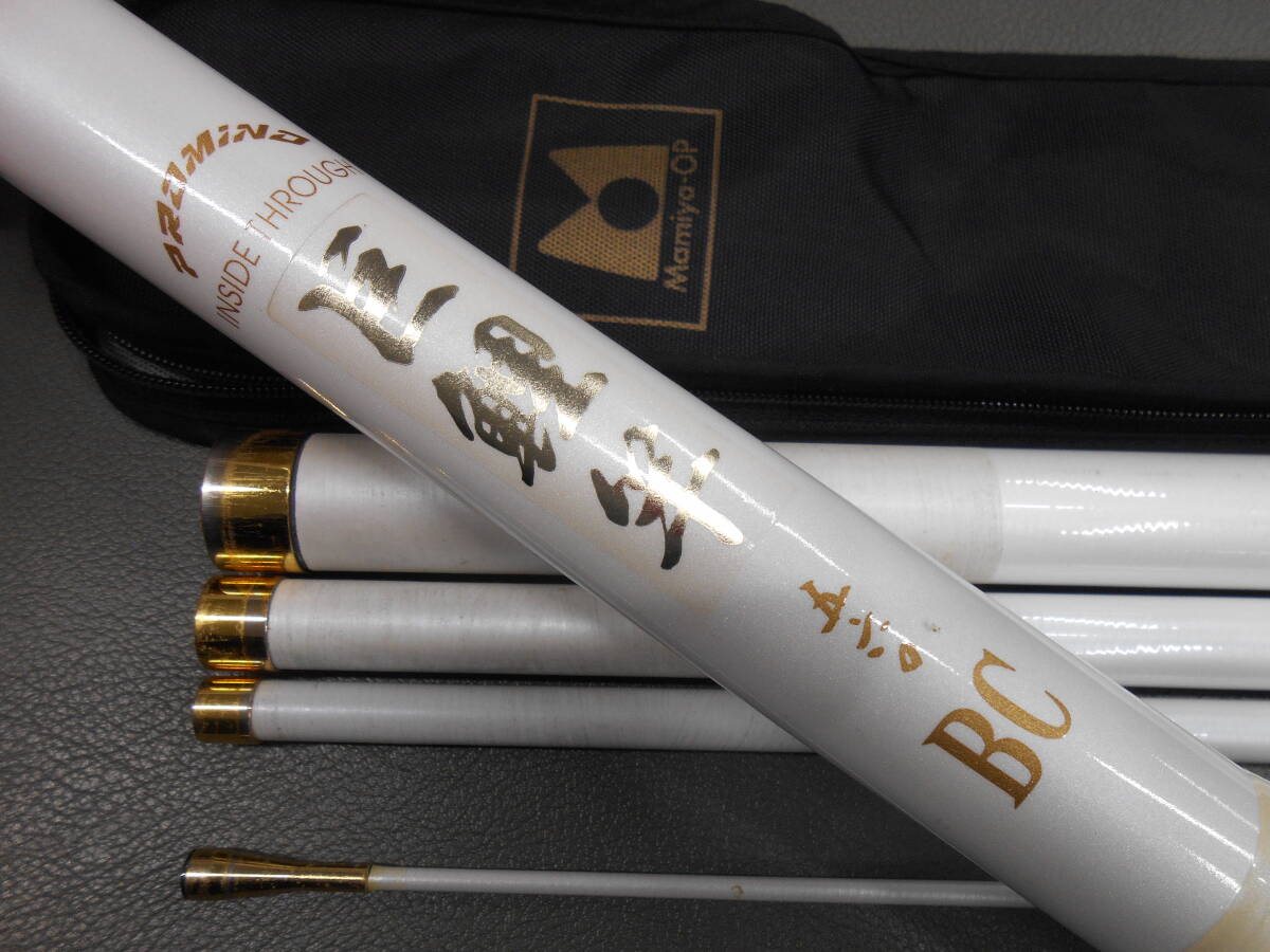 マミヤオーピー名竿 中通し大鯉竿 プロマインドインサイドスルー巨鯉竿560BC 中古のお品です。鯉、ソウギョ、レンギョ等に最適。No.4拍卖